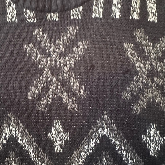 Expressions Black and Gray Crewneck Sweater with Nordic Patterns Size Large - Picture 6 of 8